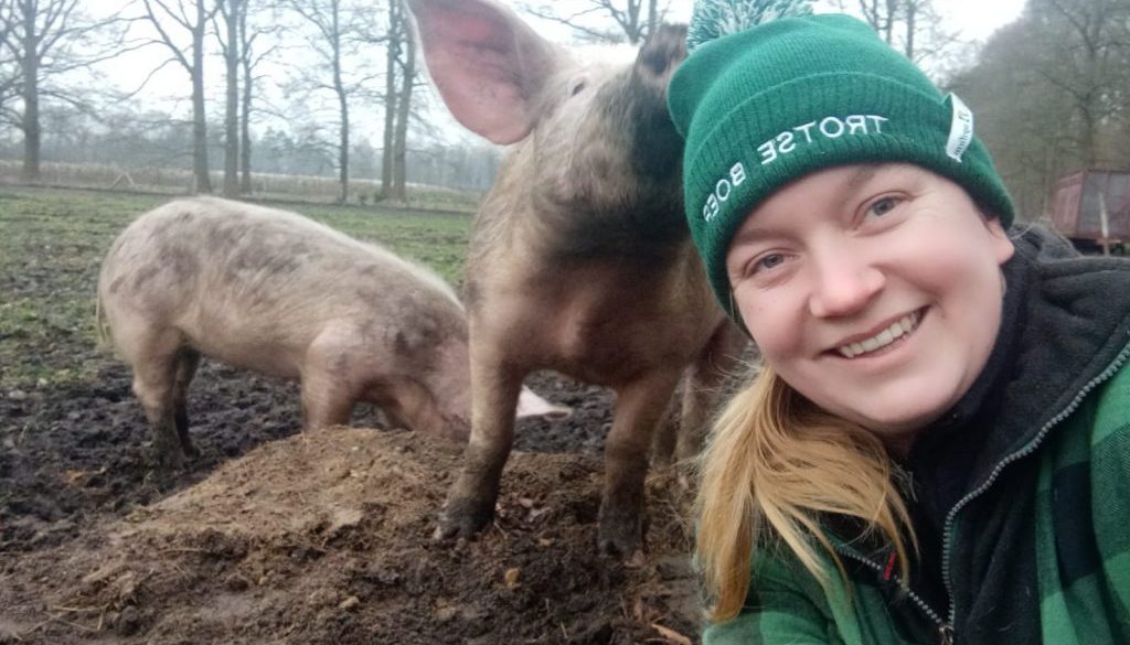 Boerin Marleen en de varkens